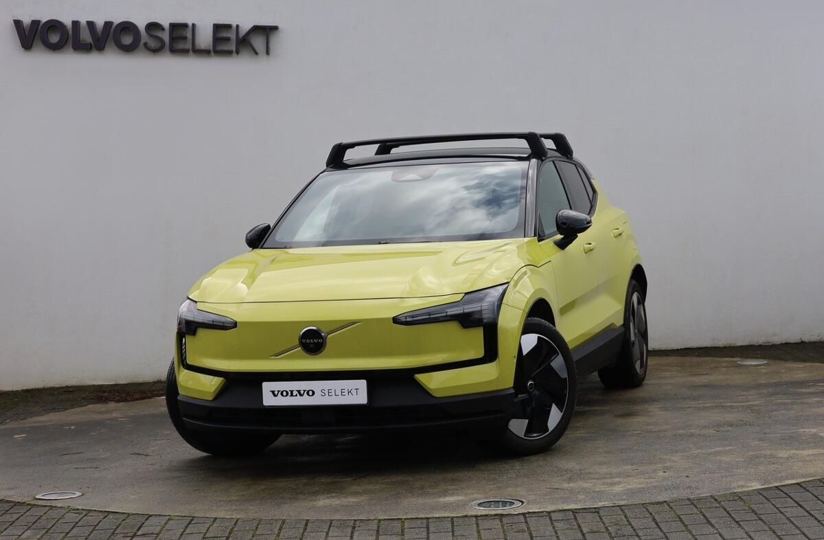 VOLVO EX30 69 kWh Single Motor Extended Range Ultra