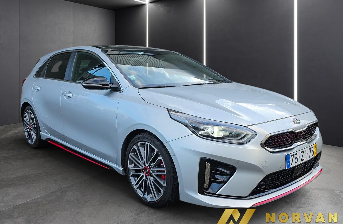KIA Ceed 1.6 T-GDi GT+SRF