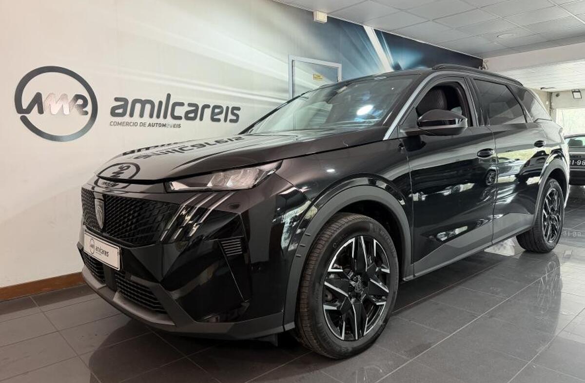 PEUGEOT 5008 1.2 Hybrid Allure e-DCS6