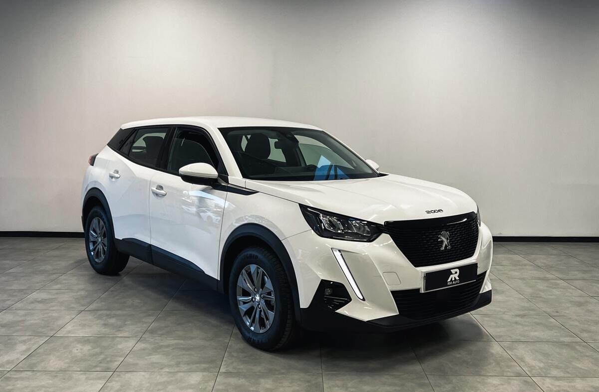 PEUGEOT 2008 1.2 PureTech Active Pack