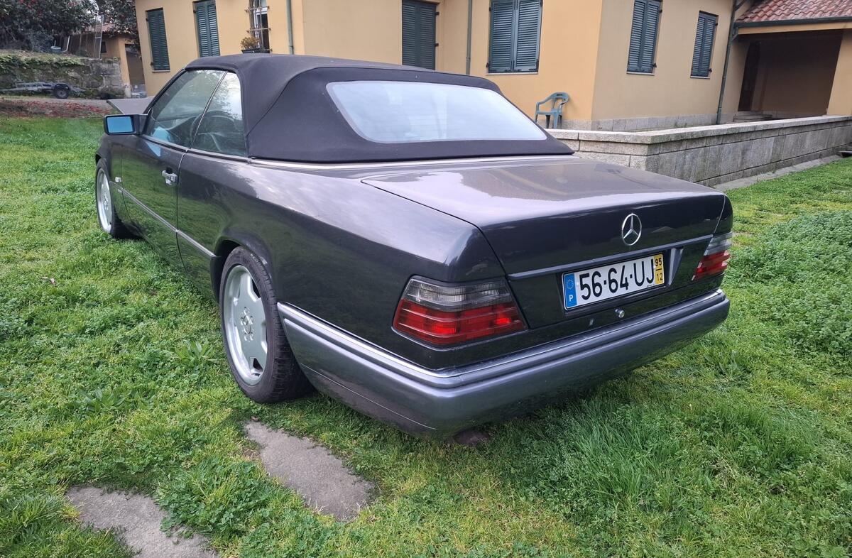 MERCEDES Classe E E 200