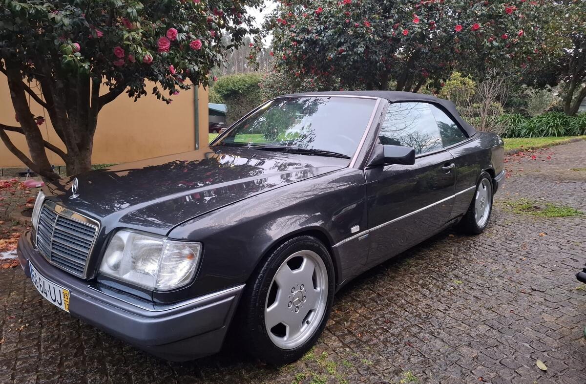 MERCEDES Classe E E 200