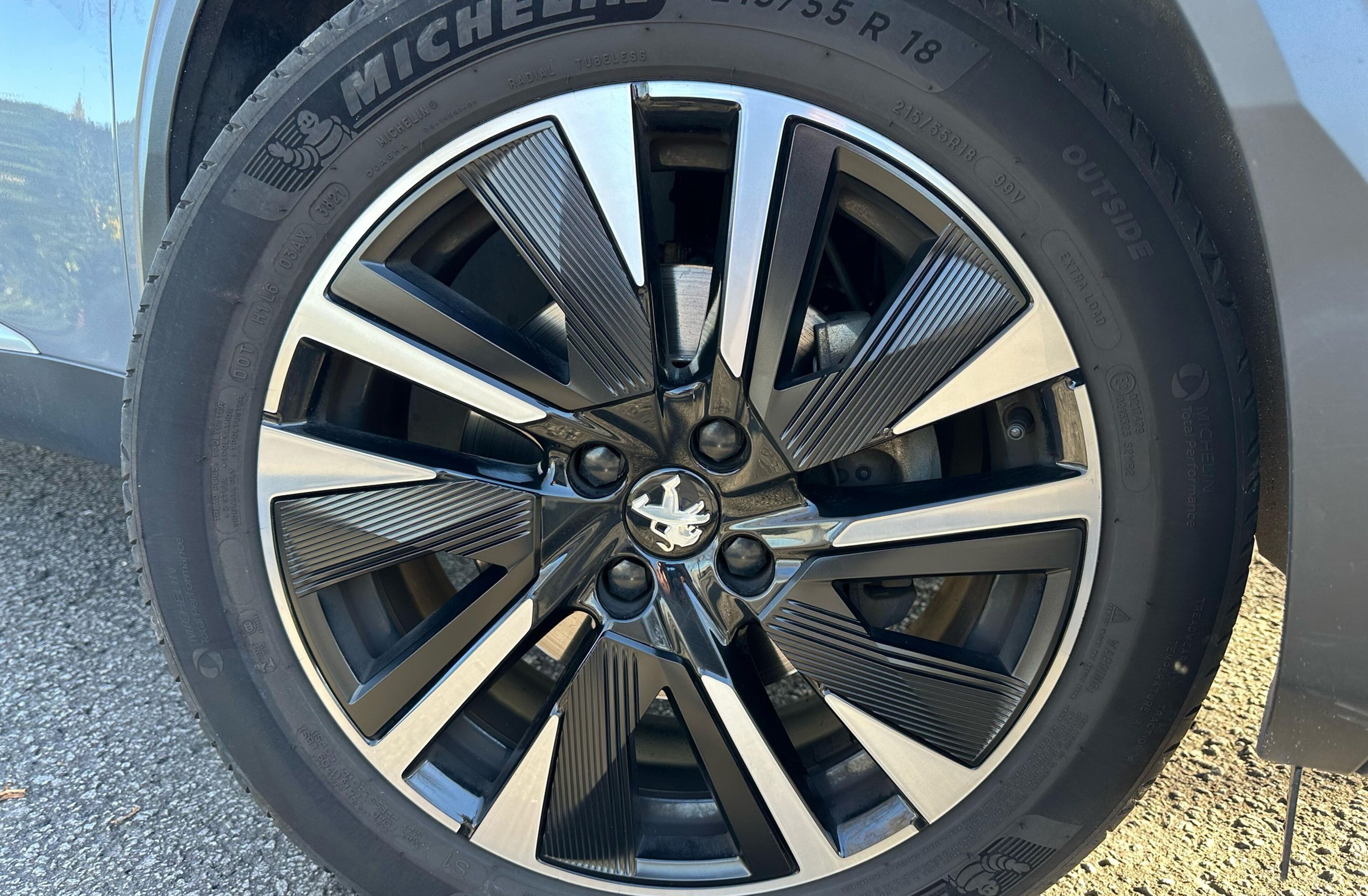 PEUGEOT 2008 1.2 PureTech GT Pack EAT8
