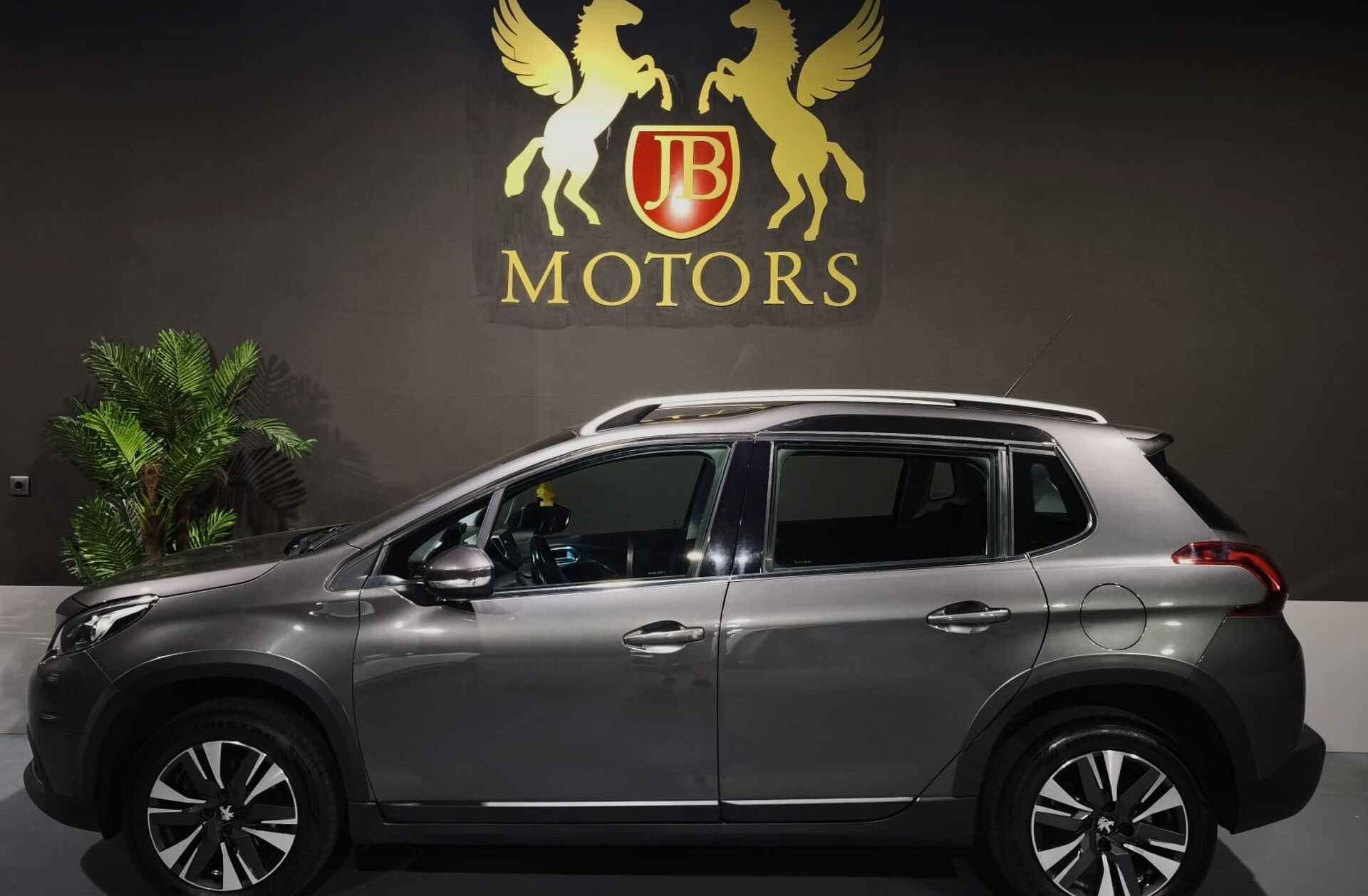 PEUGEOT 2008 1.6 BlueHDi Allure