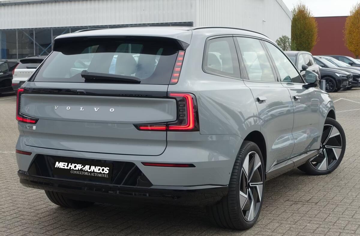 VOLVO EX90 Twin Motor Performance Ultra