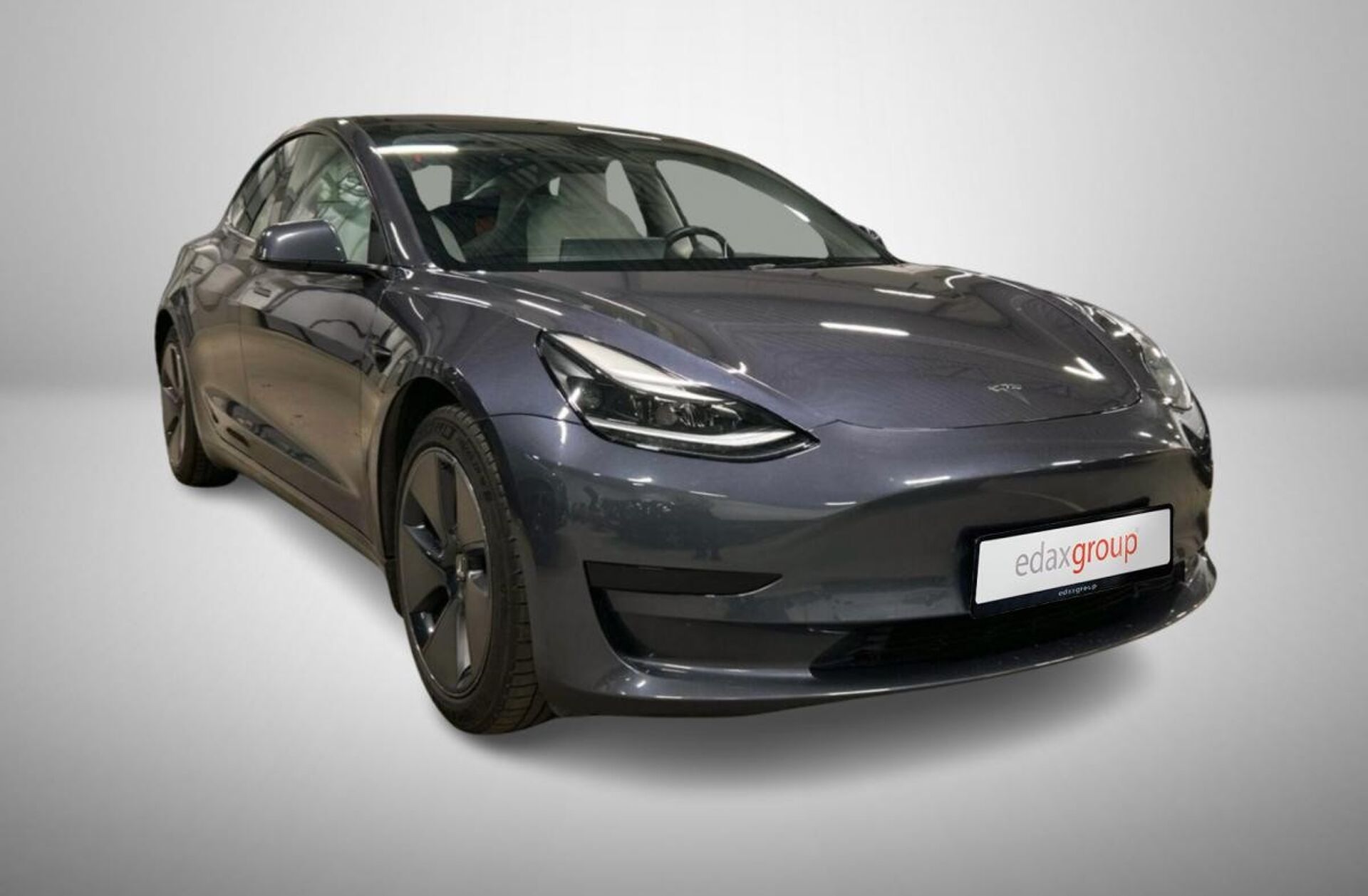 TESLA Model 3 Standard Range Plus RWD