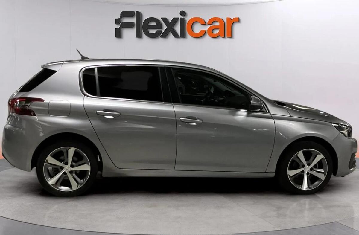 PEUGEOT 308 1.5 BlueHDi Allure