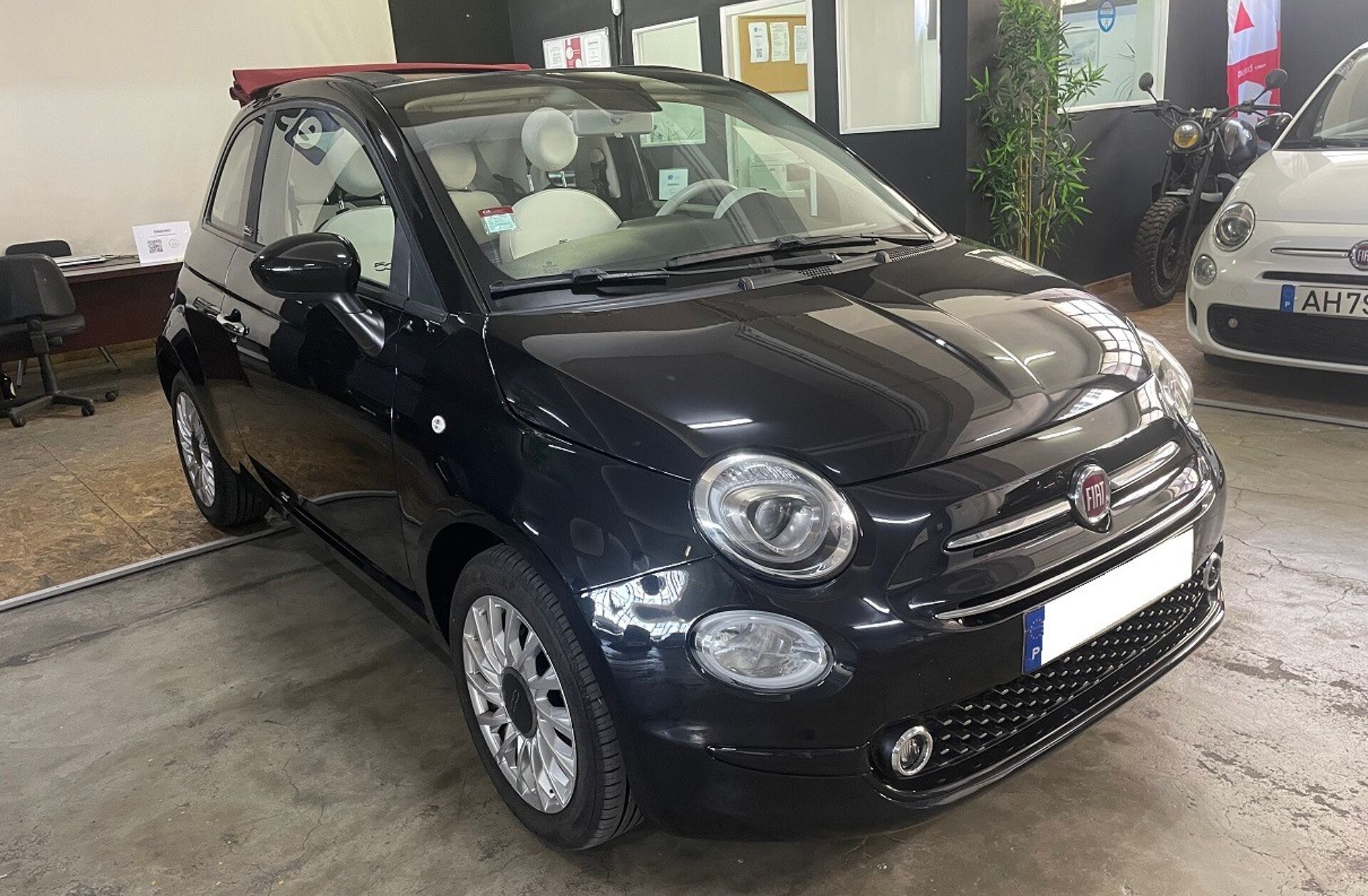 FIAT 500 C 1.0 Hybrid Lounge
