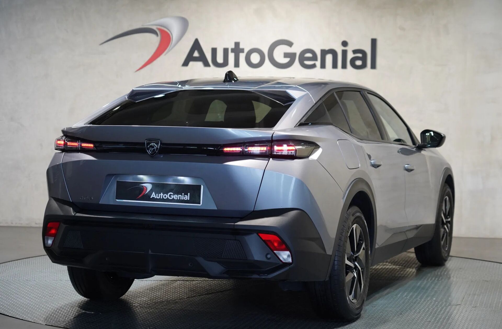 PEUGEOT 408 1.2 PureTech Allure EAT8