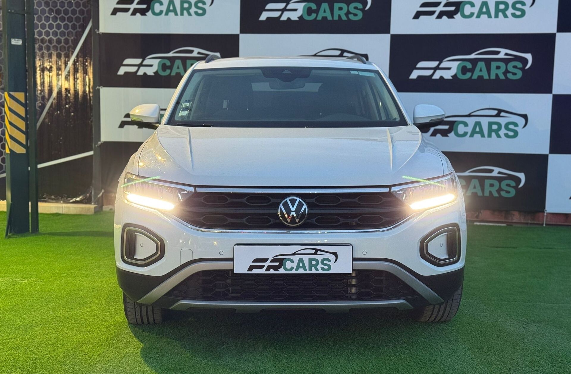 VOLKSWAGEN T-Roc 1.0 TSI Urban