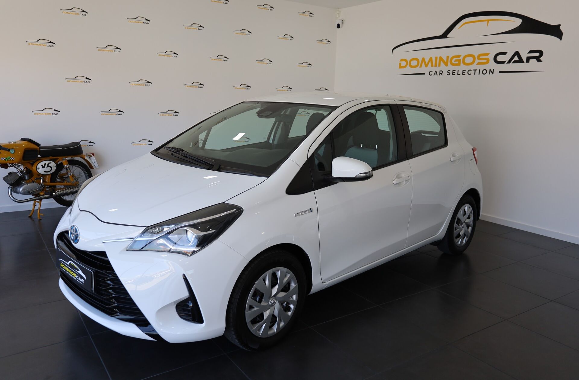 TOYOTA Yaris 1.5 HSD Comfort
