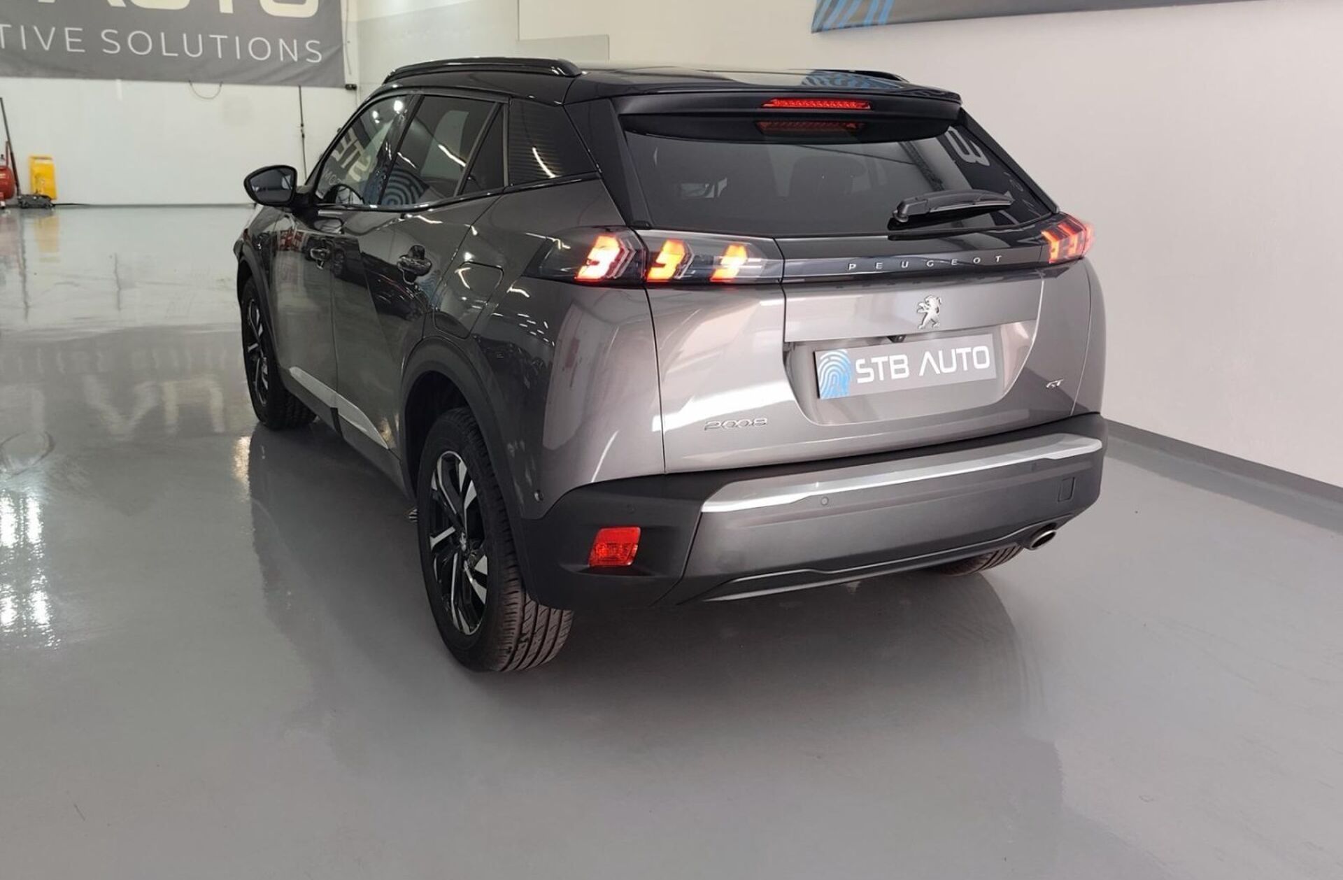 PEUGEOT 2008 1.5 BlueHDi GT