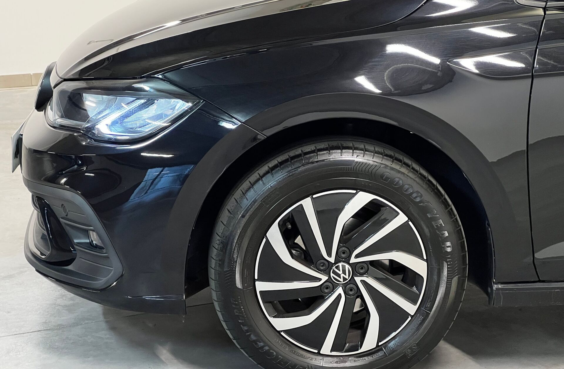 VOLKSWAGEN Polo 1.0 TSI Urban