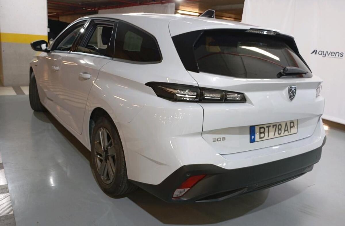 PEUGEOT 308 SW 1.5 BlueHDi Style EAT8