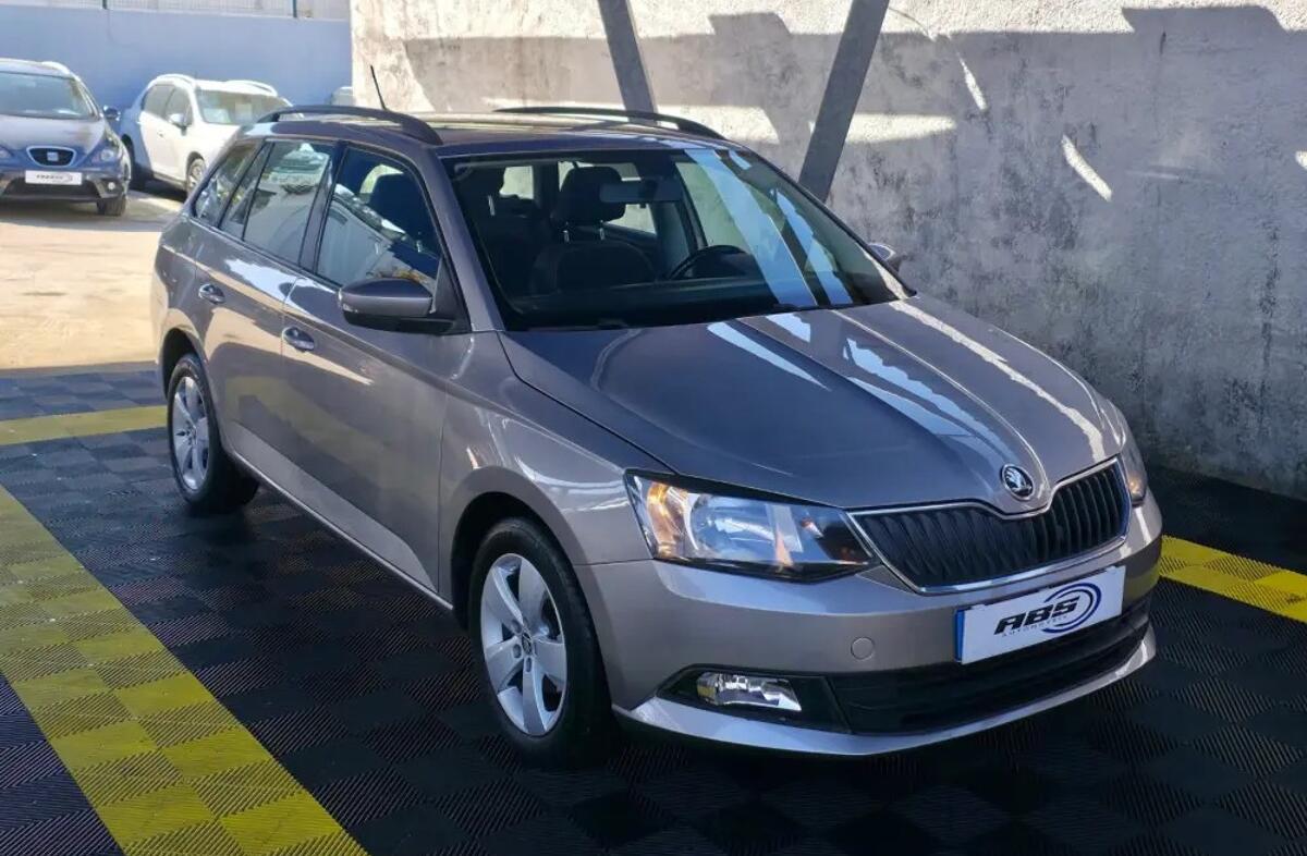 SKODA Fabia 1.0 Active