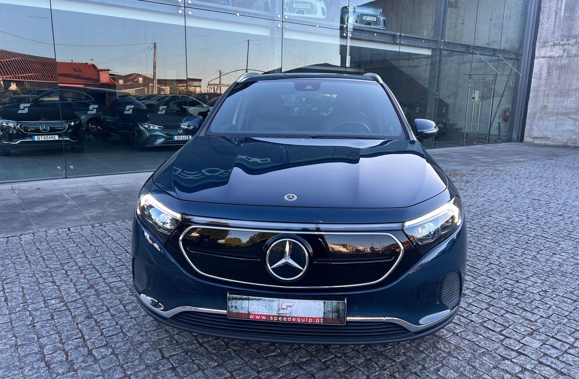 MERCEDES EQA 250 Progressive