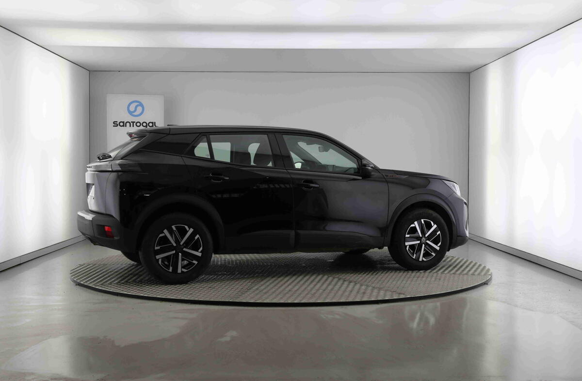 PEUGEOT 2008 1.2 PureTech Style