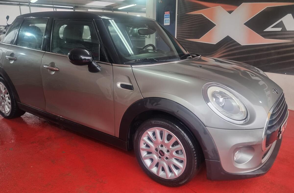 MINI Mini Cooper D Auto