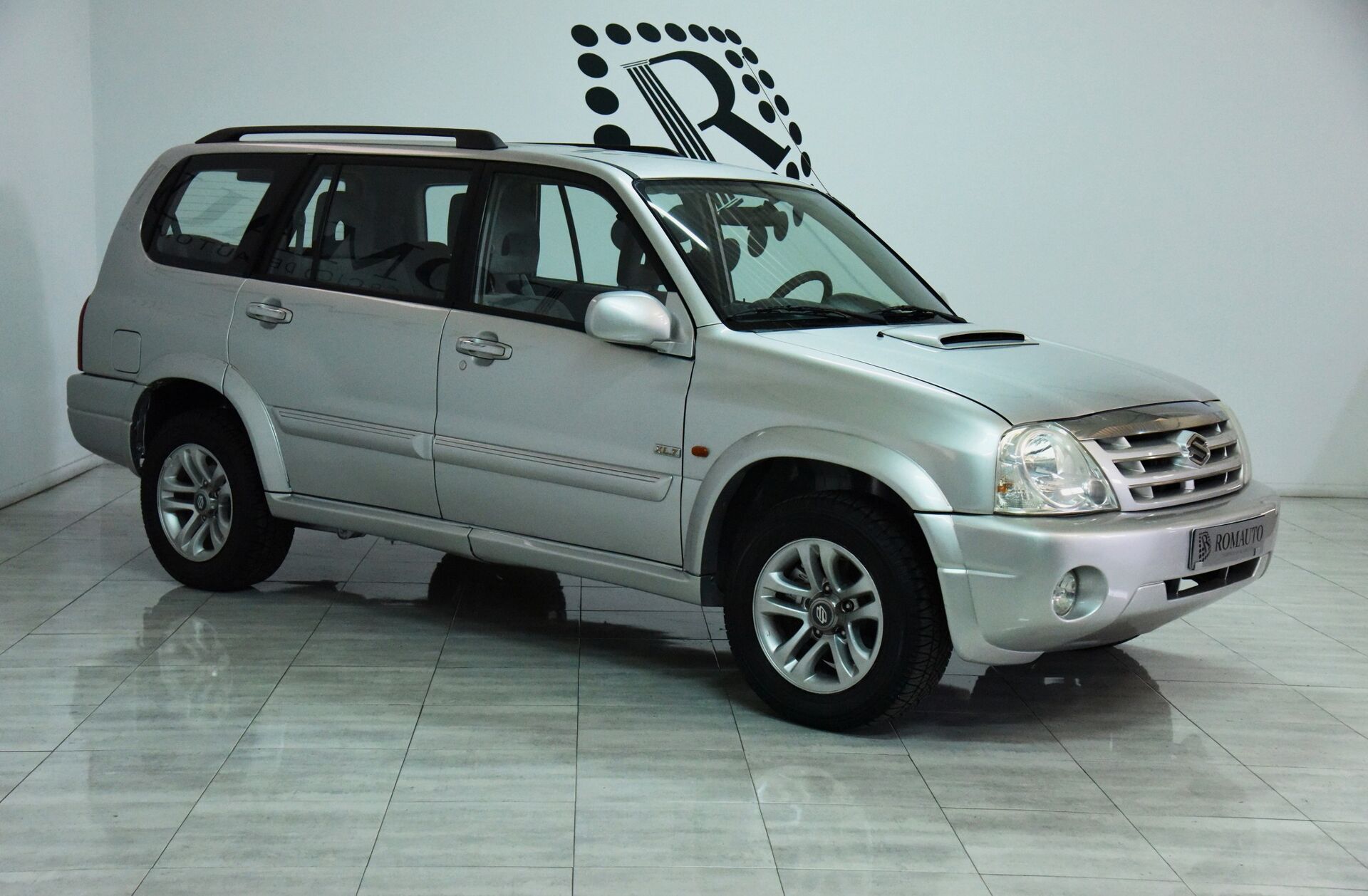 SUZUKI Grand Vitara XL-7 2.0 HDi