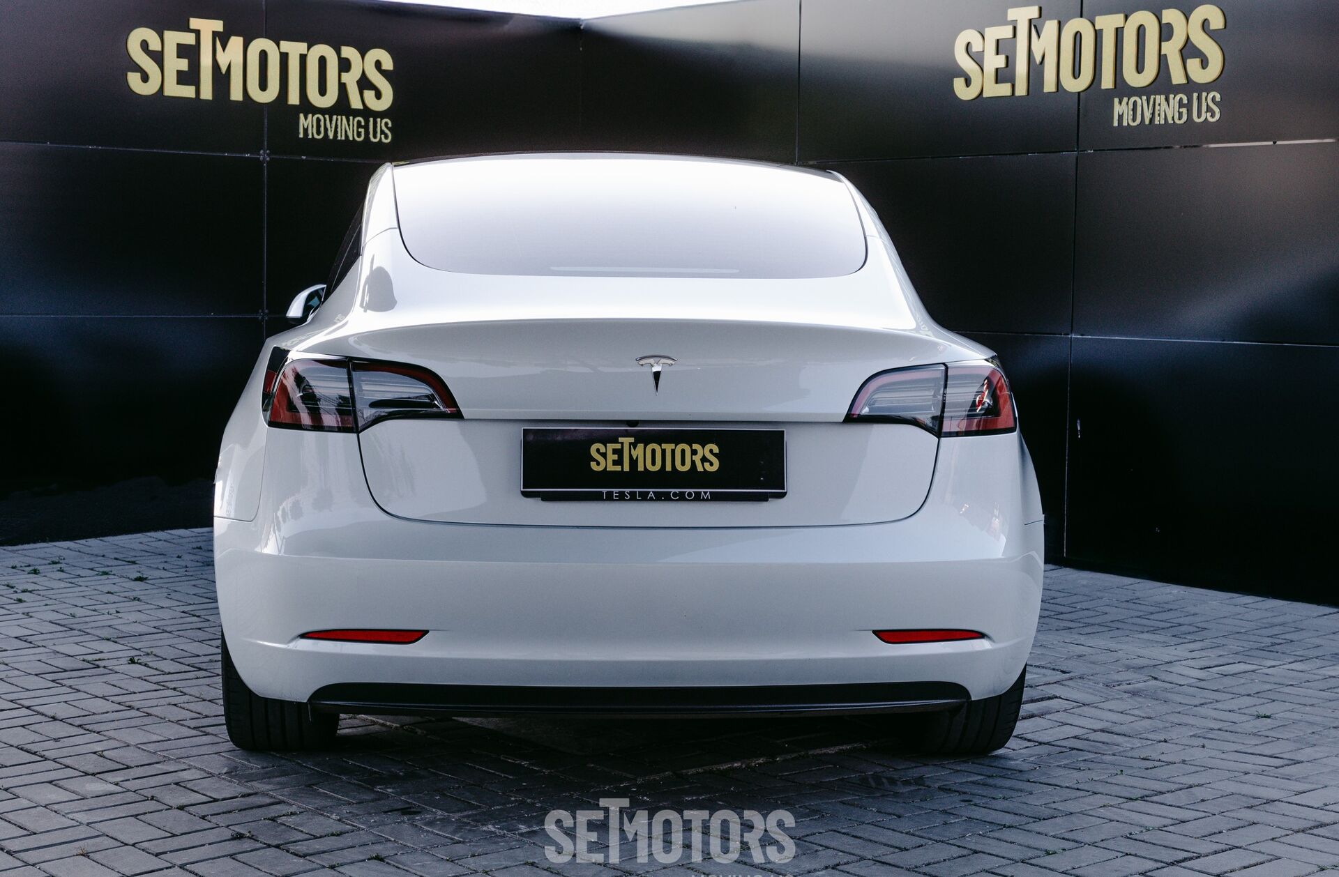 TESLA Model 3 Standard RWD Plus