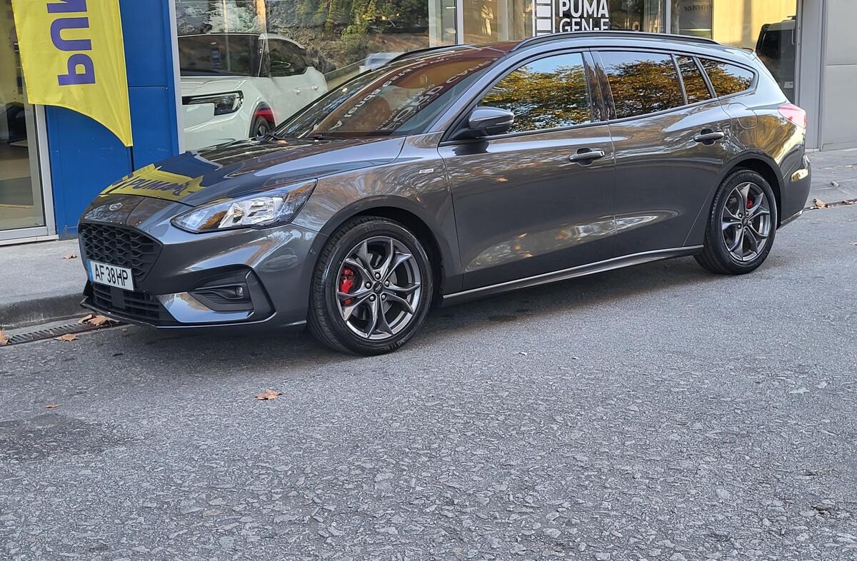 FORD Focus SW 1.0 EcoBoost MHEV ST-Line X Aut.