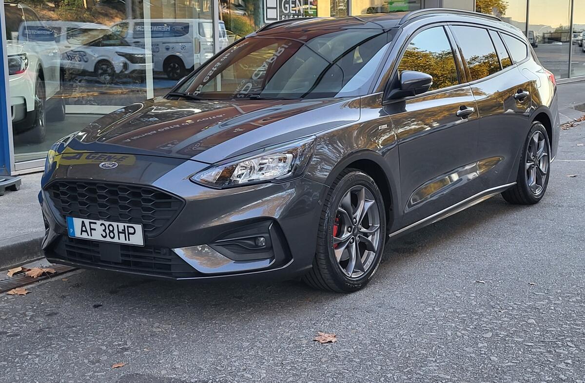 FORD Focus SW 1.0 EcoBoost MHEV ST-Line X Aut.
