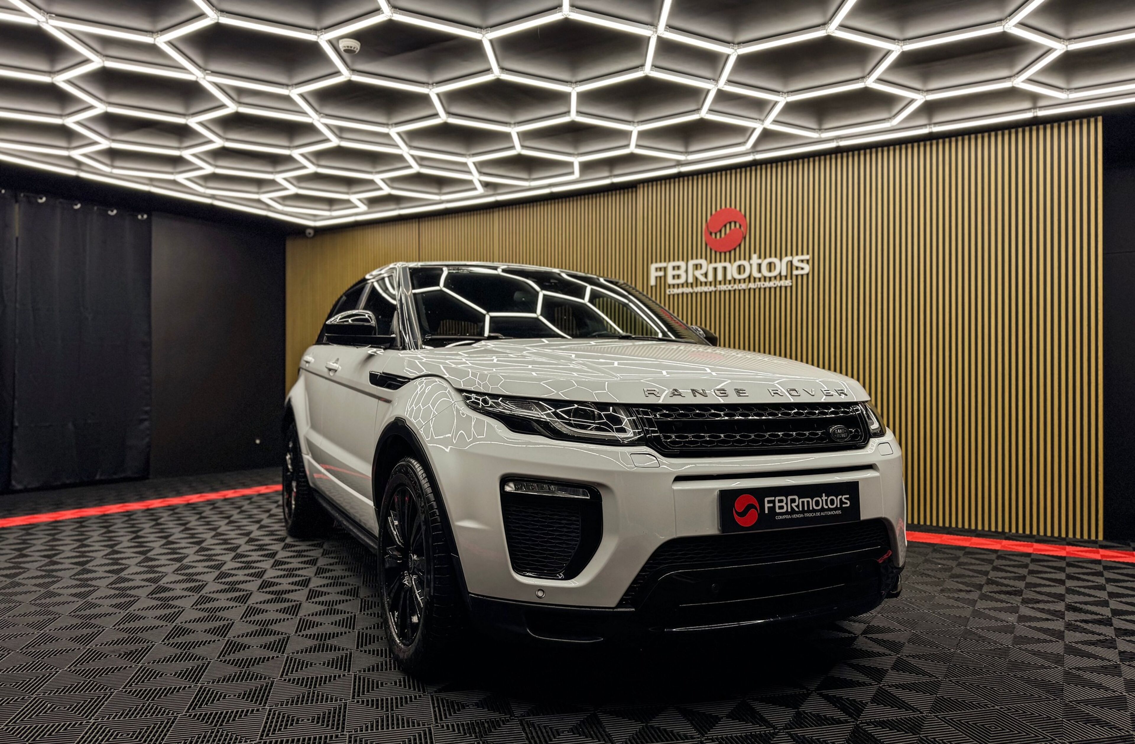 LAND ROVER Range Rover 2.0 TD4 HSE Dynamic Auto