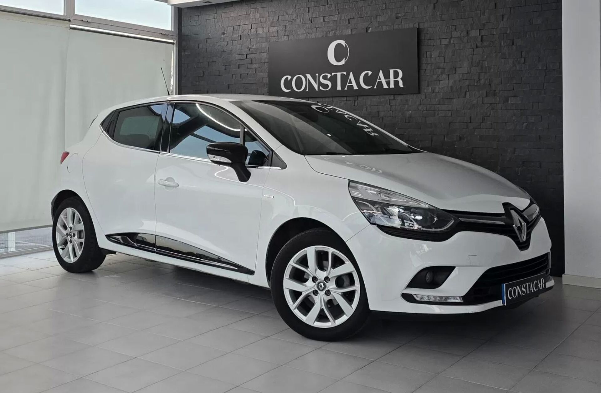 RENAULT Clio 0.9 TCe Limited