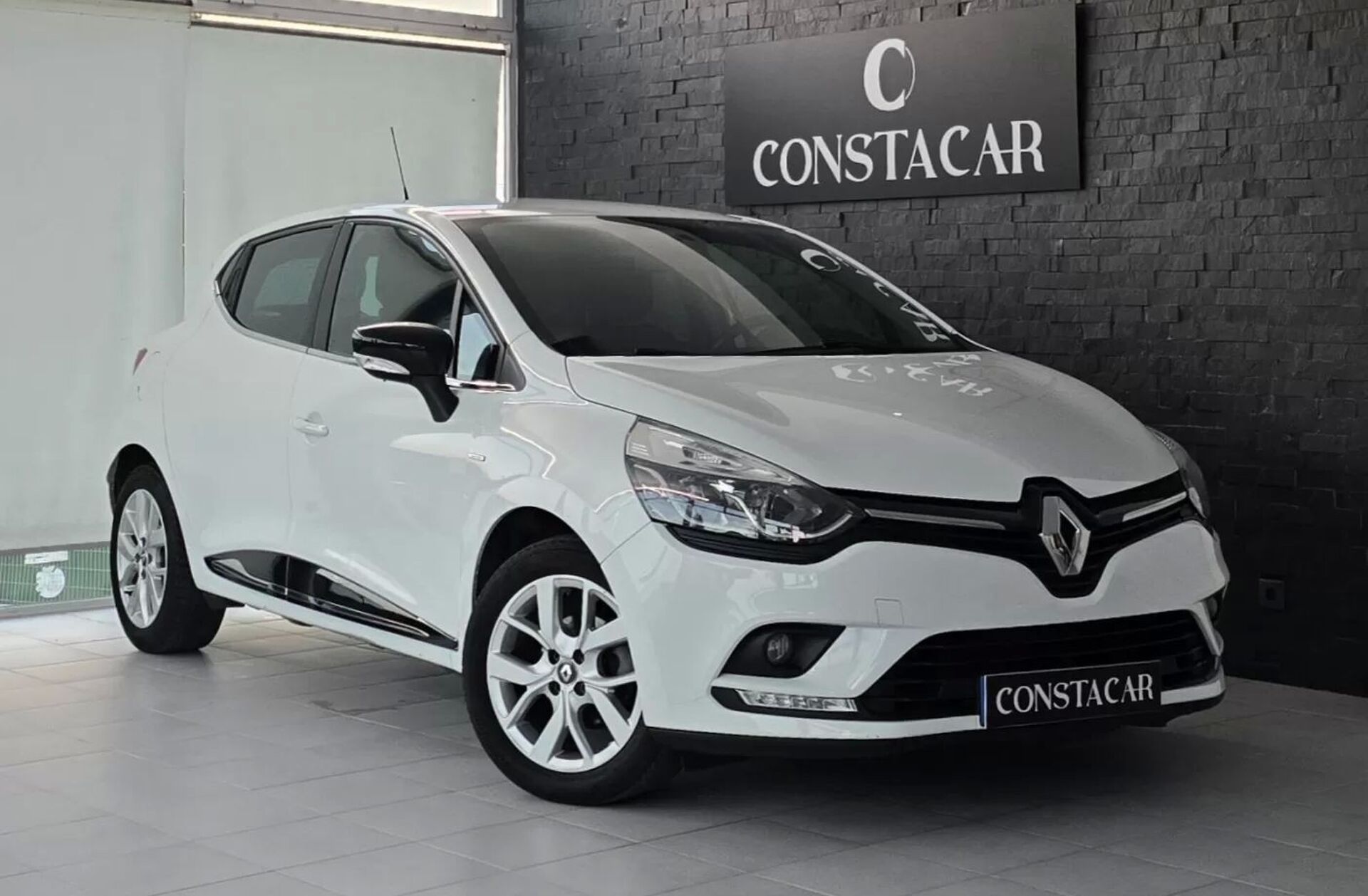 RENAULT Clio 0.9 TCe Limited