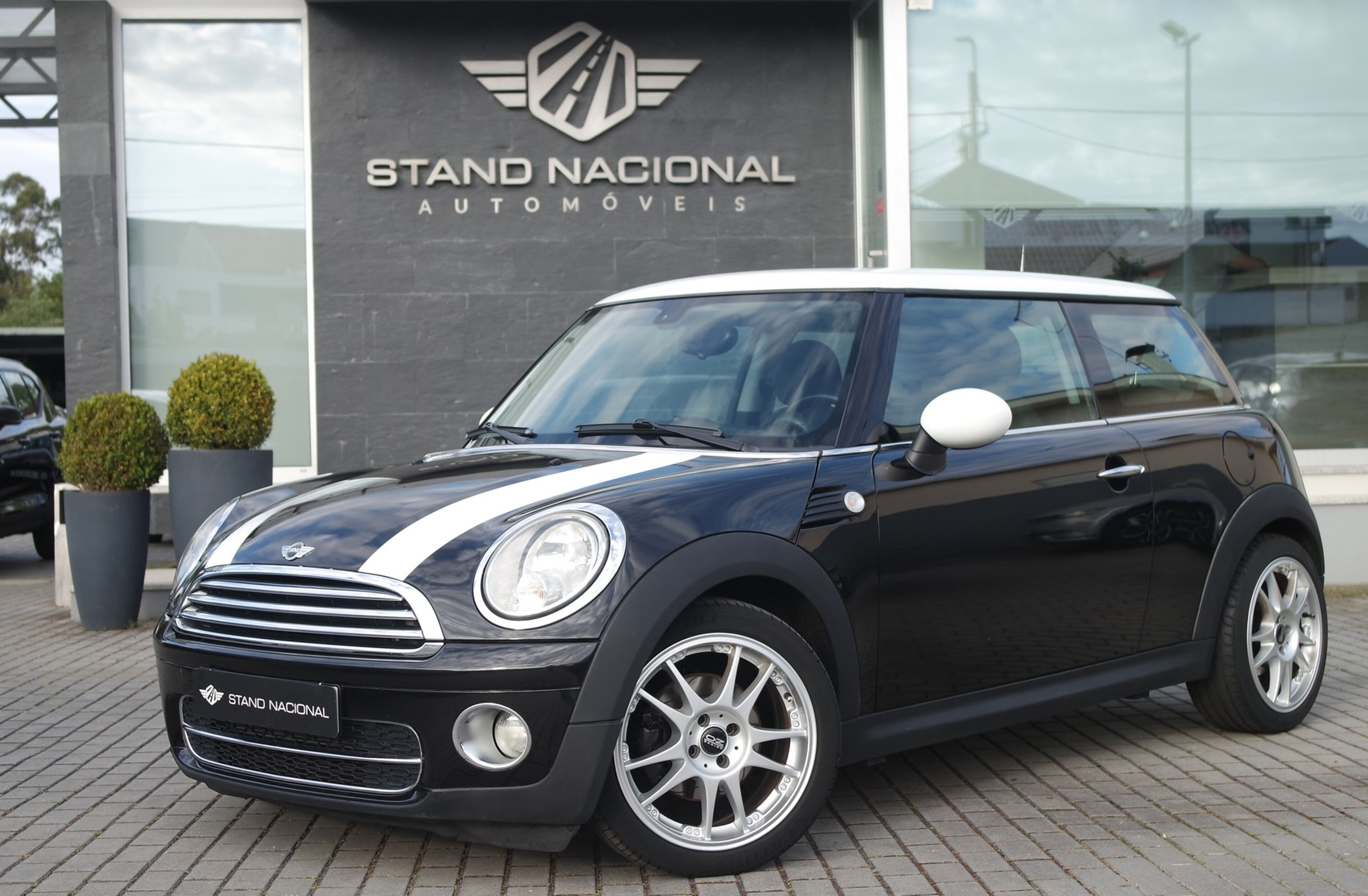 MINI Mini D