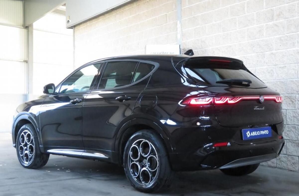 ALFA ROMEO Tonale 1.3 Plug-In Hybrid Veloce e-AWD