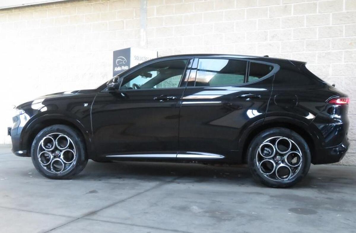 ALFA ROMEO Tonale 1.3 Plug-In Hybrid Veloce e-AWD