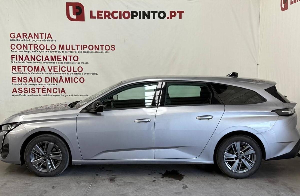 PEUGEOT 308 1.2 PureTech Active Pack