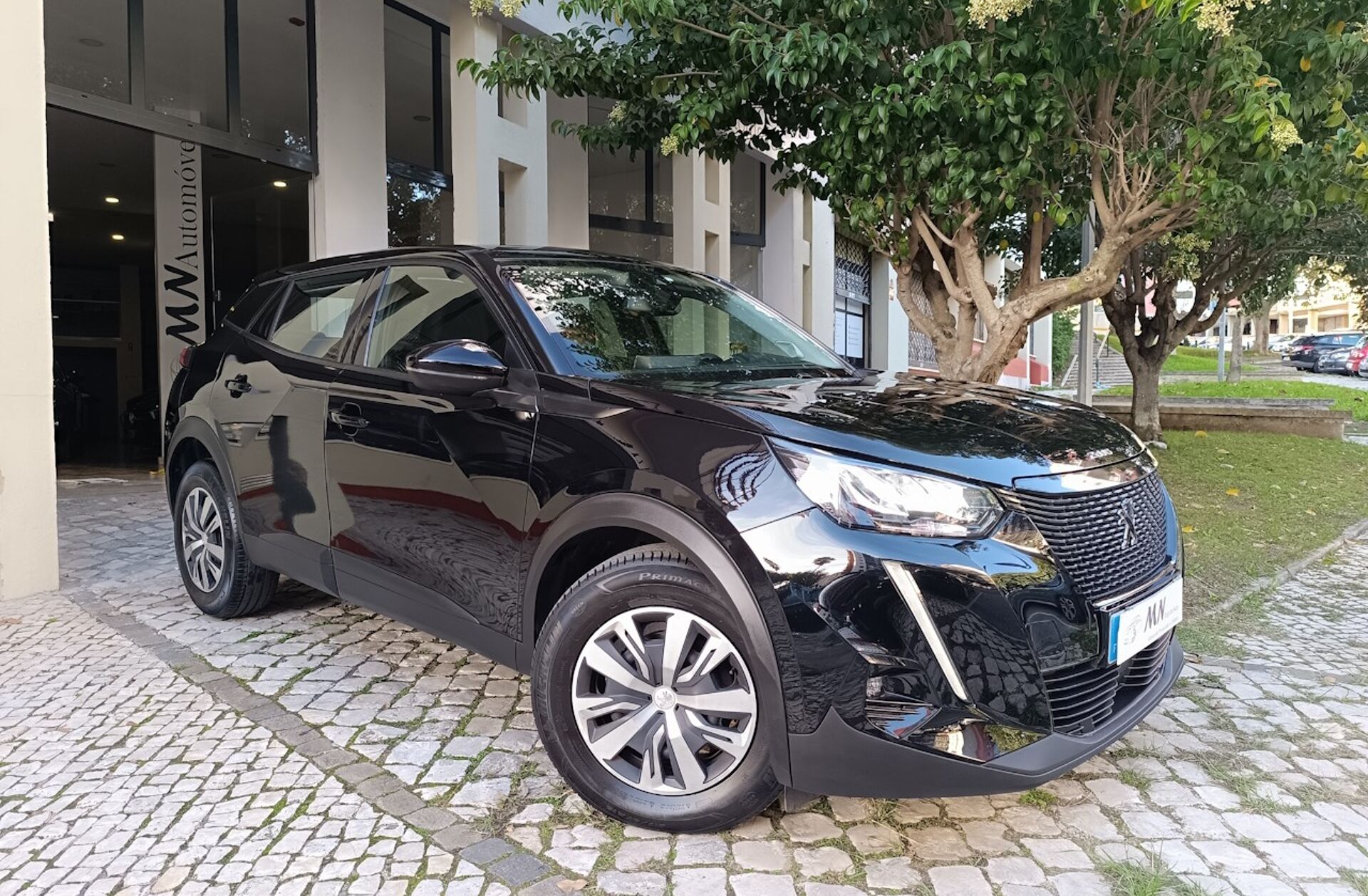 PEUGEOT 2008 1.2 PureTech Active