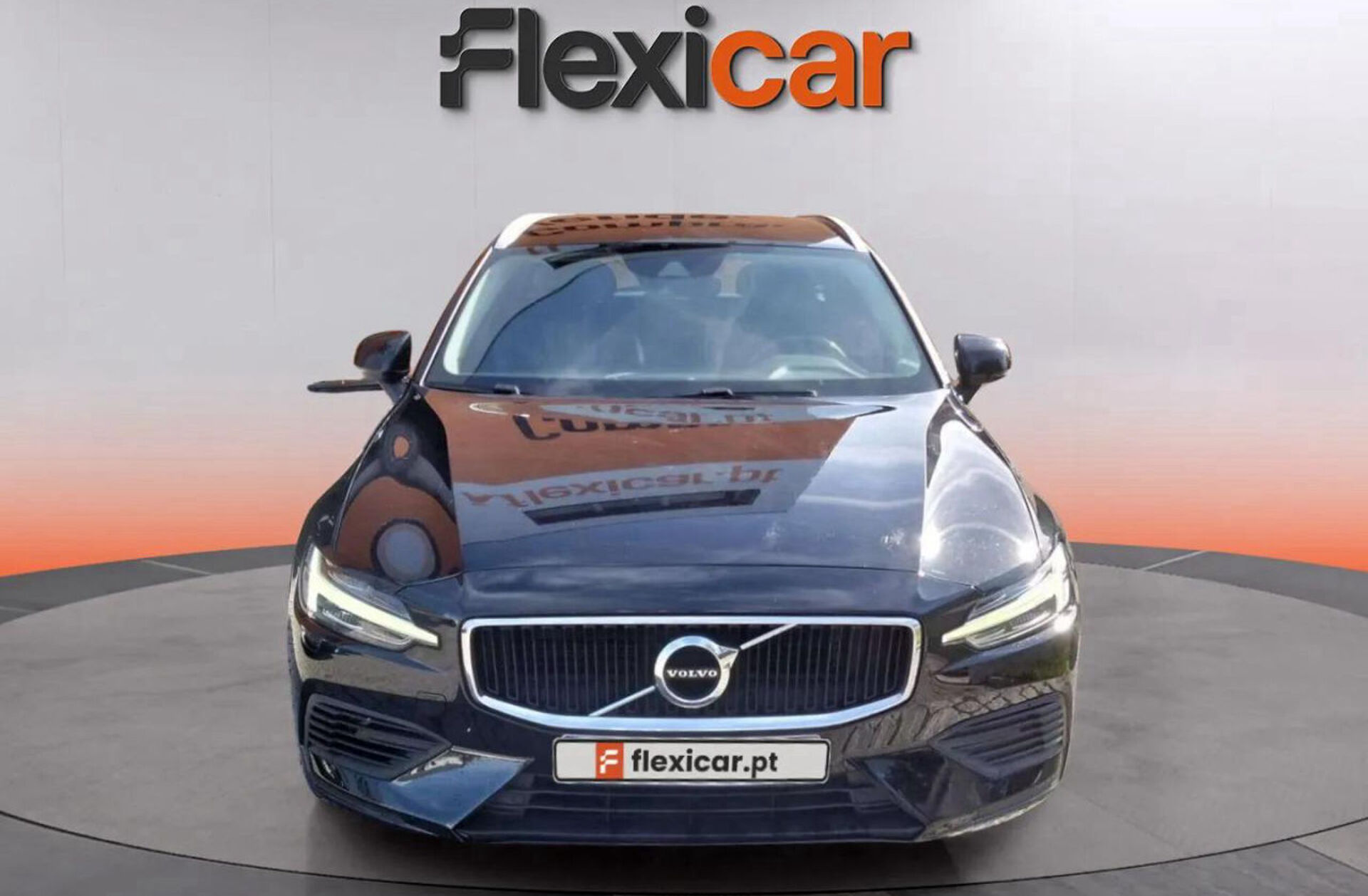 VOLVO V60 2.0 T8 AWD TE Momentum