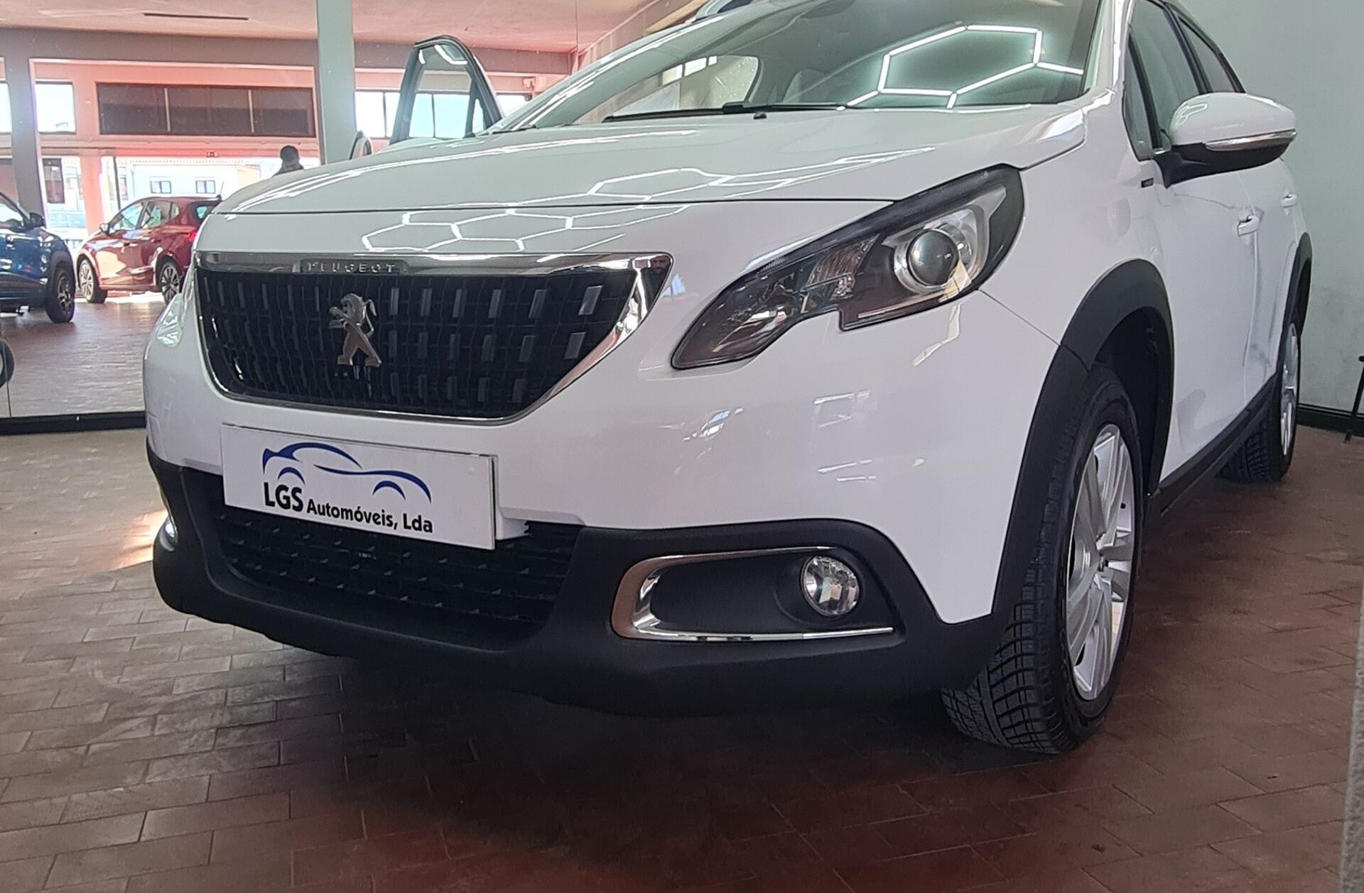 PEUGEOT 2008 1.5 BlueHDi Signature