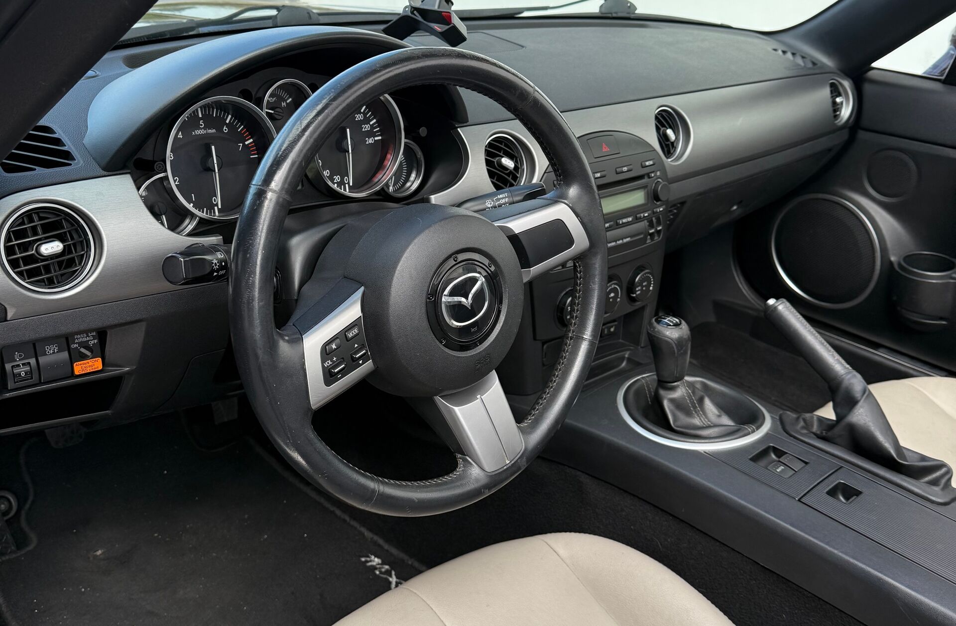 MAZDA MX-5 MZR 1.8 Exclusive R.C.