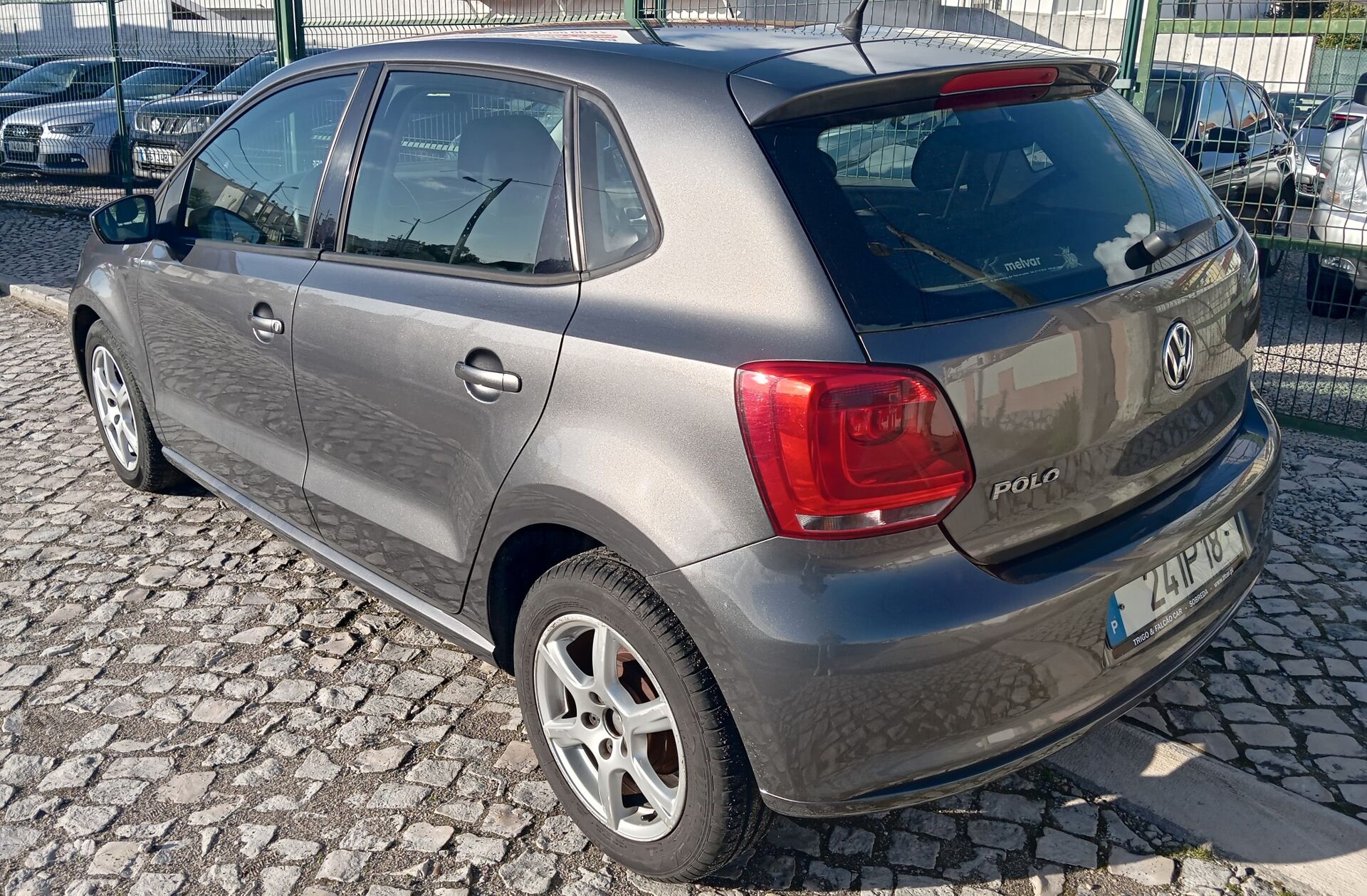 VOLKSWAGEN Polo 1.2 Confortline
