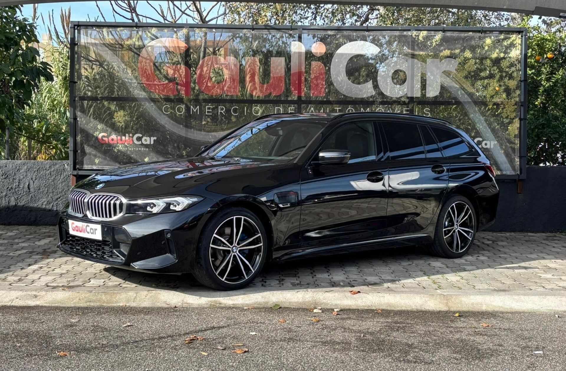 BMW Serie-3 320 e Touring Pack Desportivo M Auto