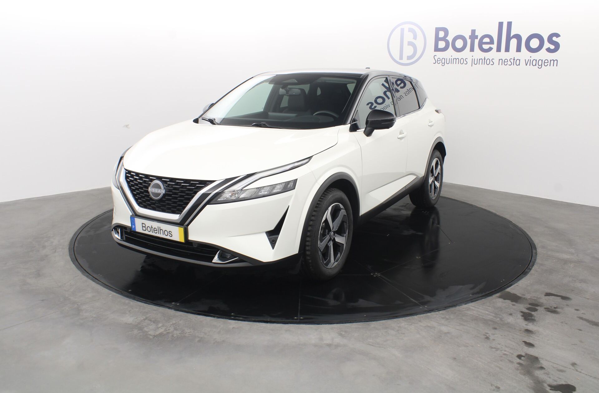 NISSAN Qashqai 1.3 DIG-T N-Connecta