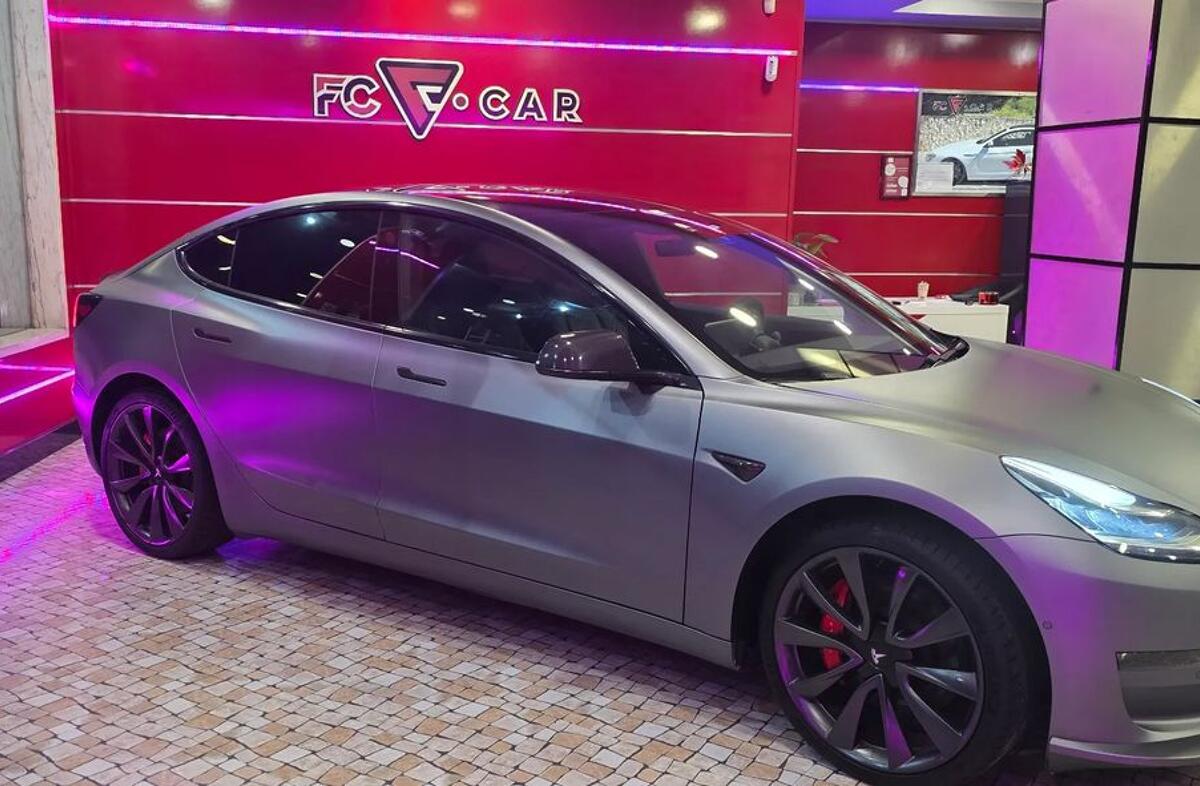 TESLA Model 3 Long-Range Dual Motor AWD