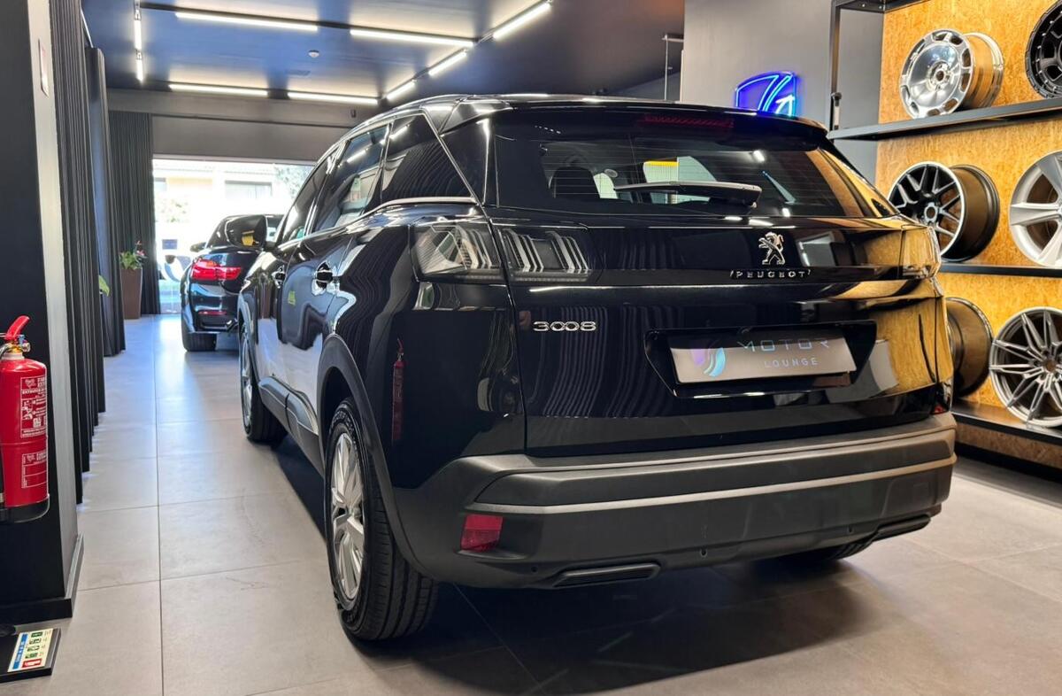 PEUGEOT 3008 1.5 BlueHDi Active Pack EAT8