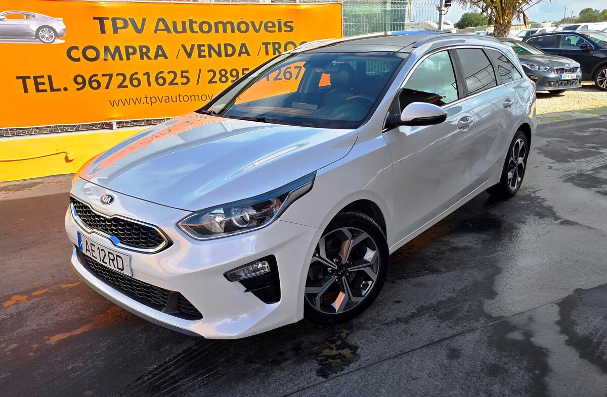 KIA Ceed SW 1.6 CRDi MHEV Drive+SRF