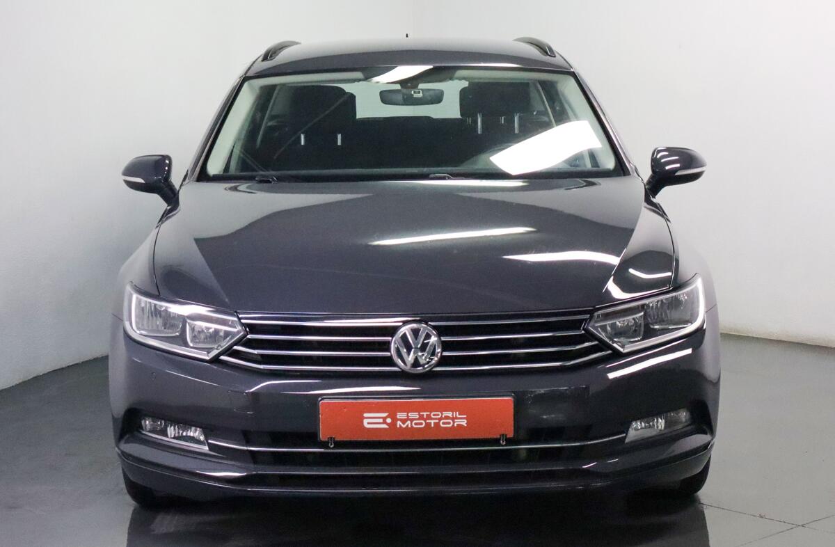 VOLKSWAGEN Passat 2.0 TDi Confortline DSG