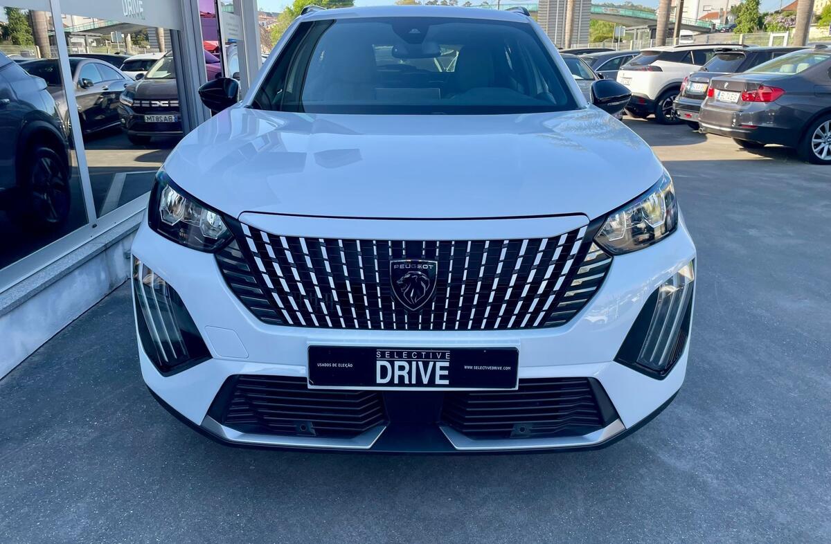 PEUGEOT 2008 1.2 PureTech Allure