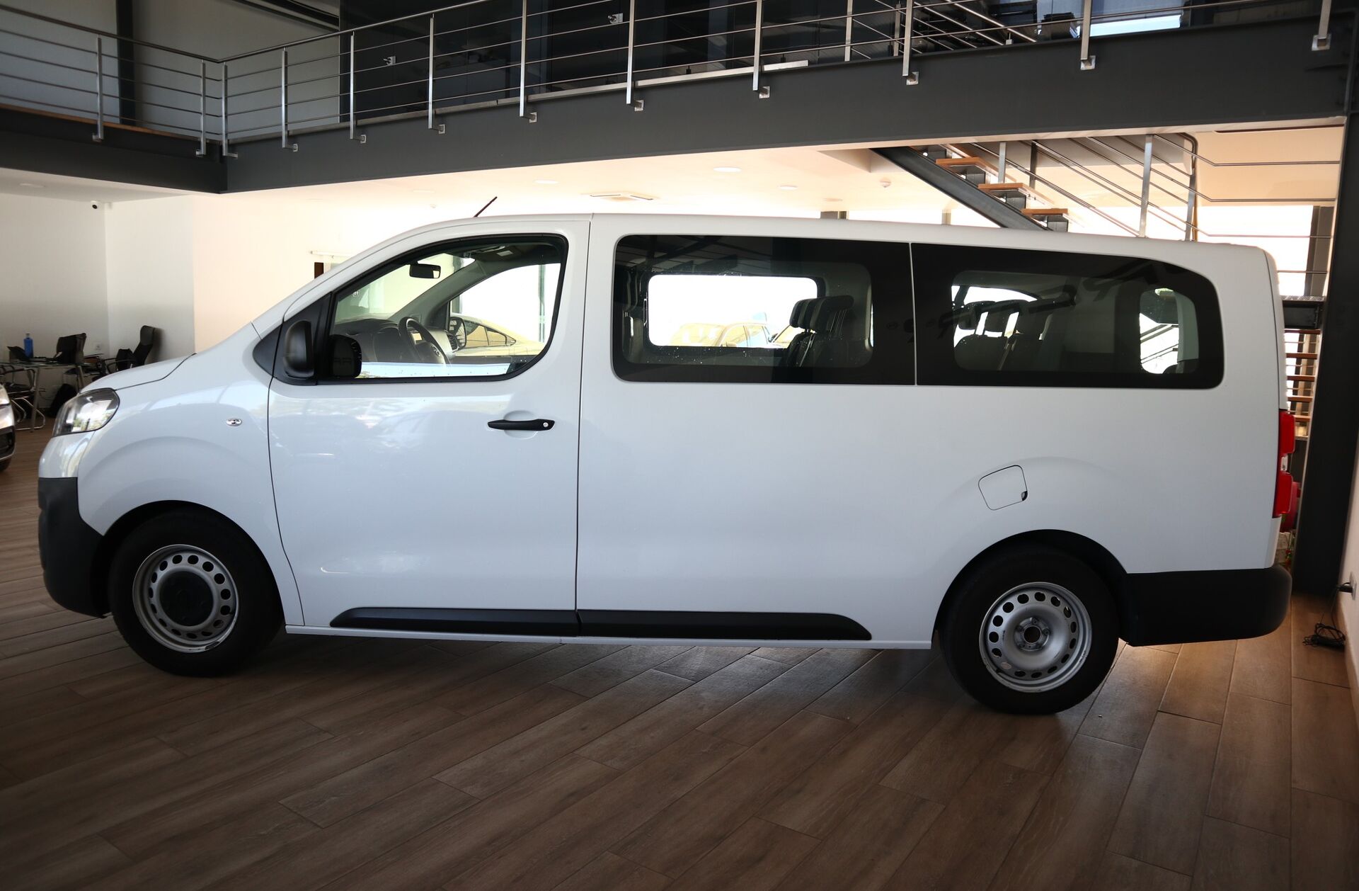 OPEL Vivaro 1.5 CDTi L3H1 Essentia