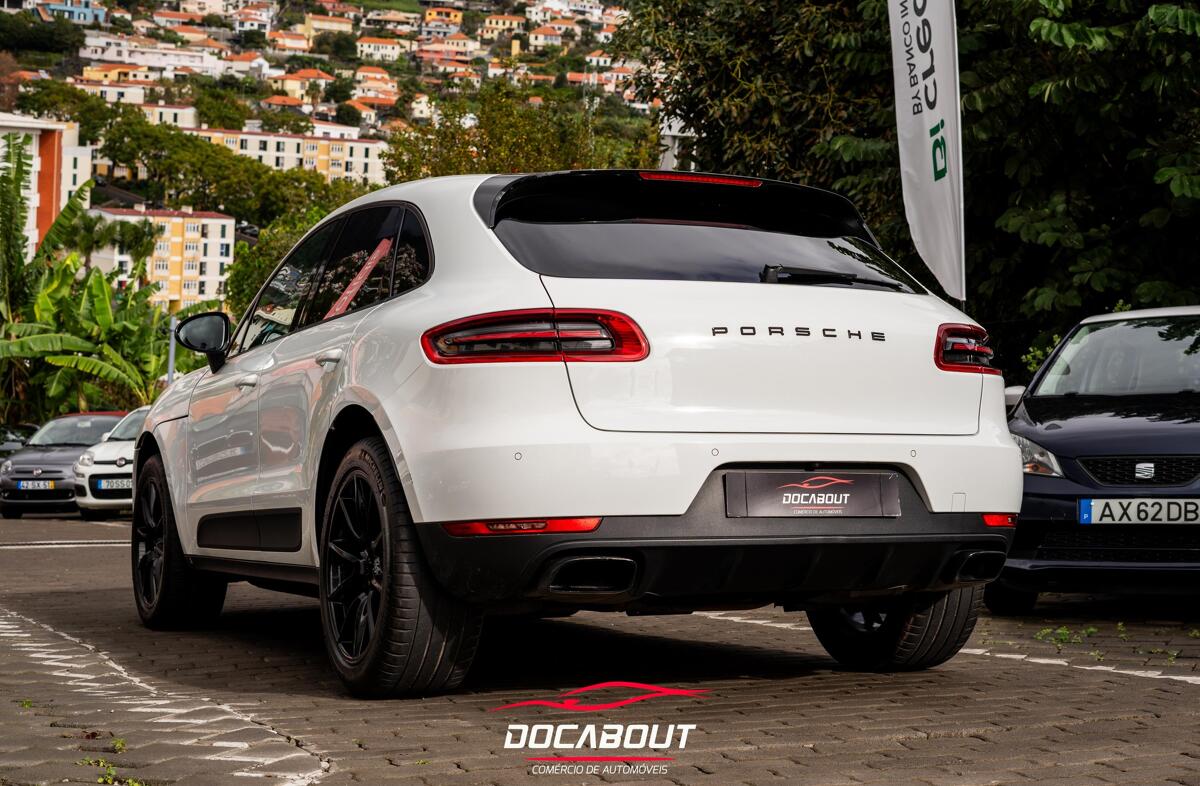 PORSCHE Macan Macan