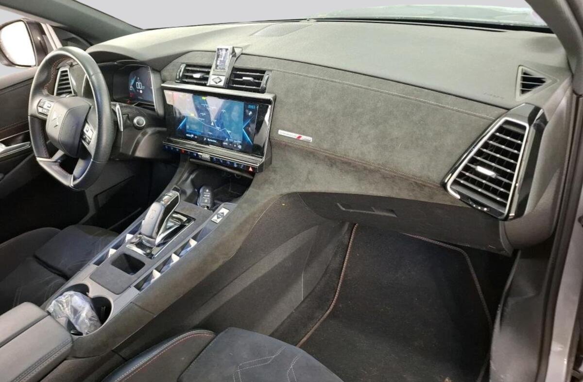 DS DS 7 CB 1.5 BlueHDi Bastille EAT8