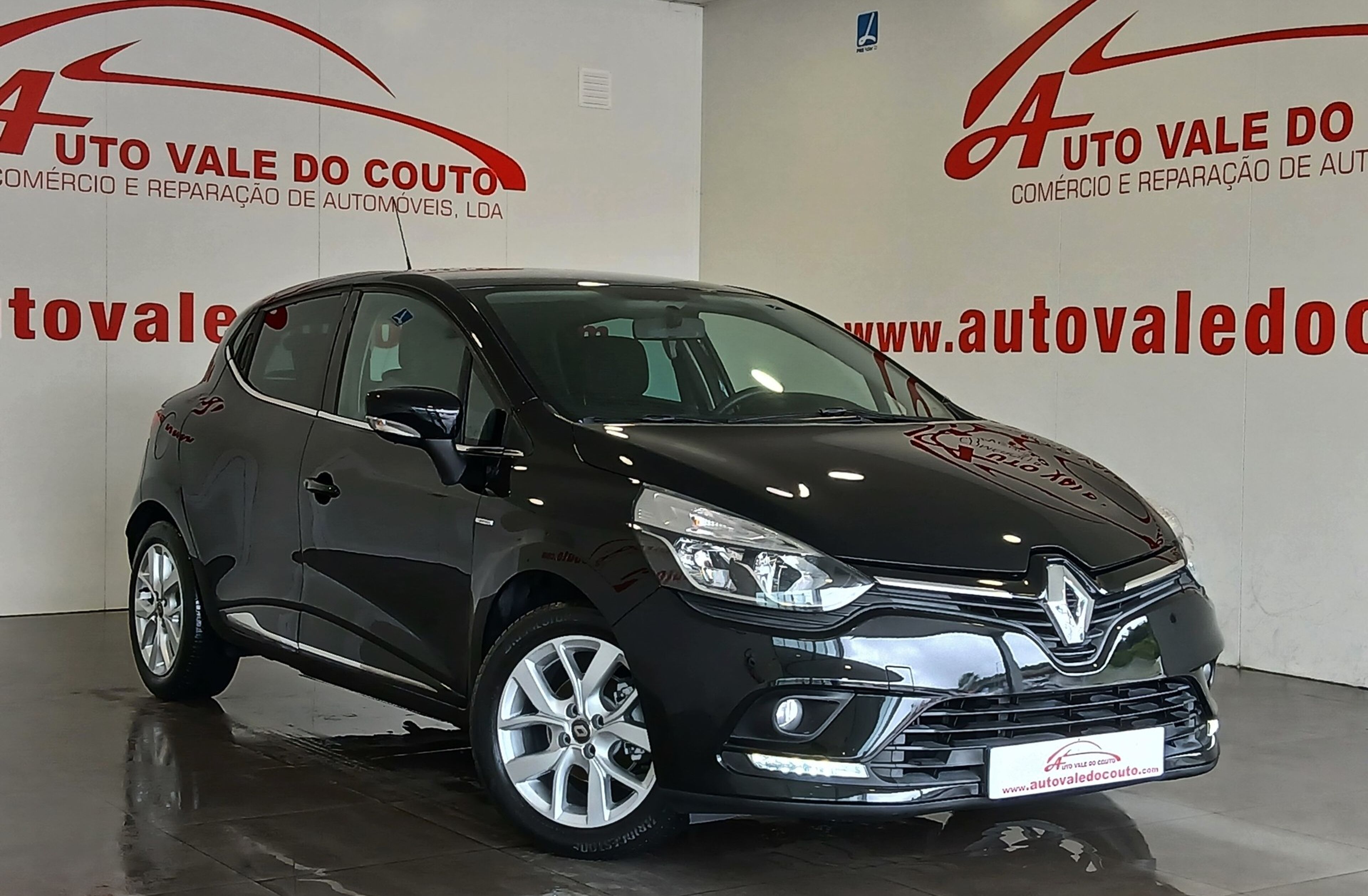 RENAULT Clio 0.9 TCe Limited