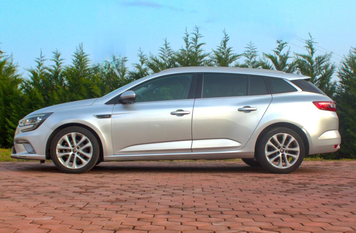 RENAULT Mégane 1.5 Blue dCi GT Line EDC